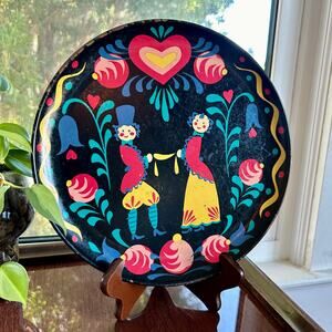 Vintage 1950s Colorful Folk Art Dutch Painted Courting Couple Metal Serving Tray